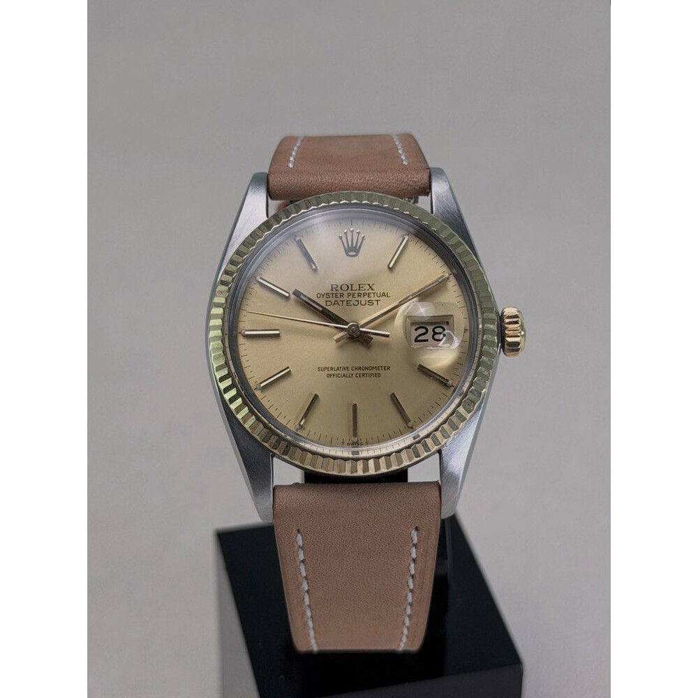 36mm • 1983 Rolex DateJust ref.16013 cal.3035 Champagne Dial 18k Gold Bezel Automatic